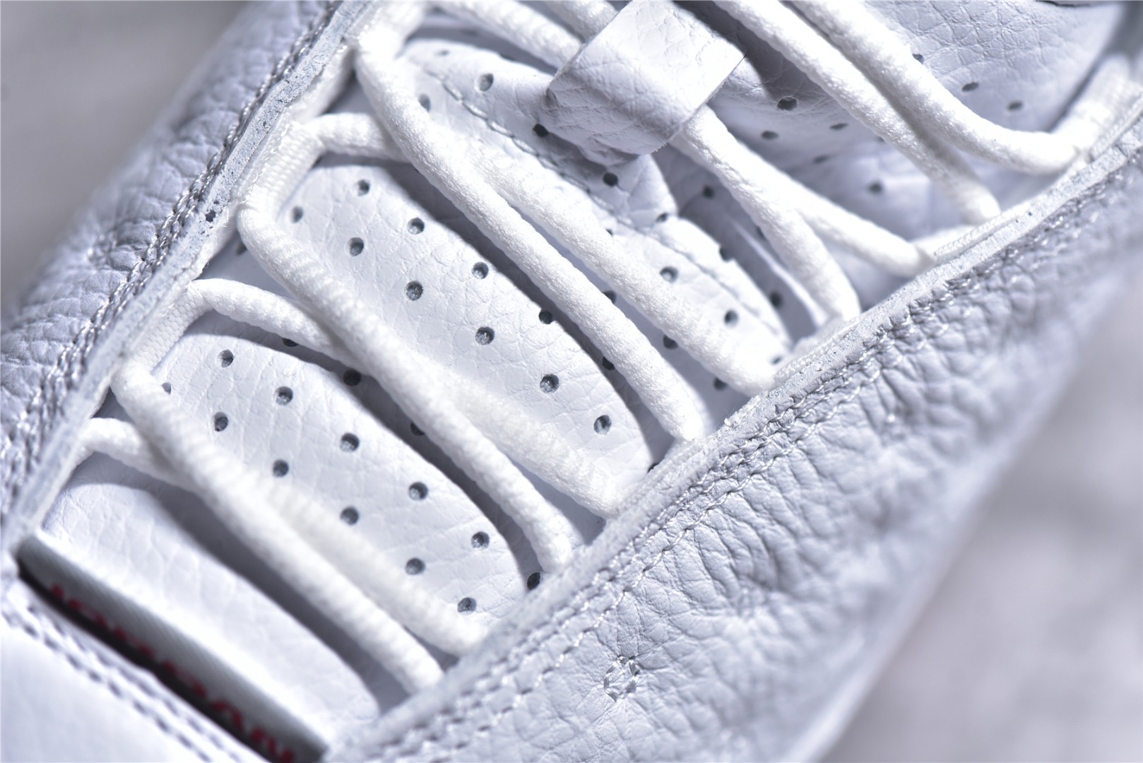 Jordan 13 "Wolf Grey"