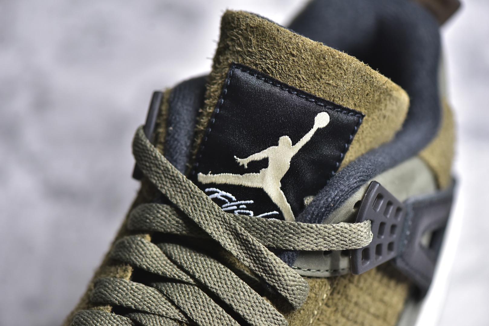Air Jordan 4 SE Craft Medium Olive