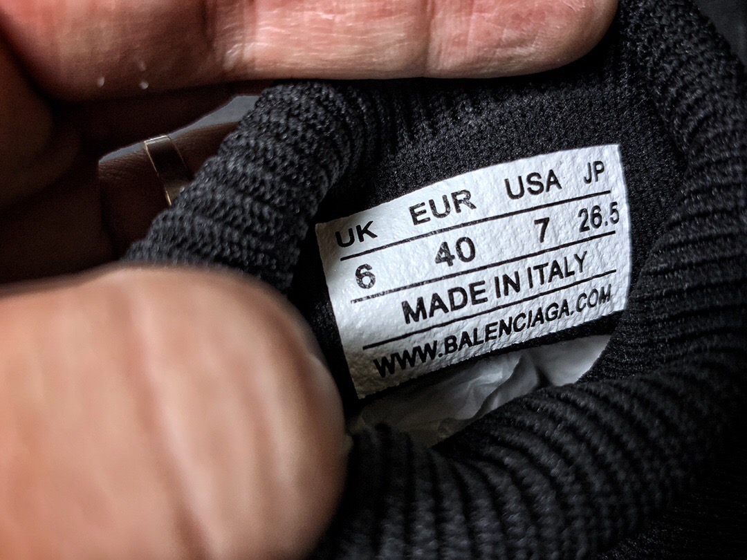 Balenciaga SPEED GRAFFITI SNEAKER