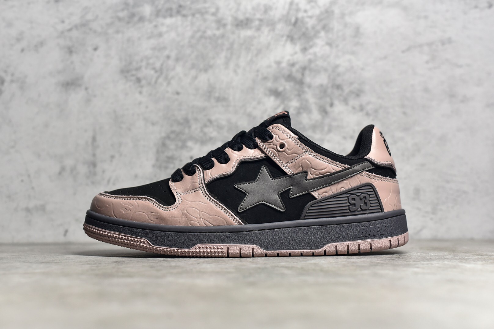 BAPE STA SK8 - pink grey