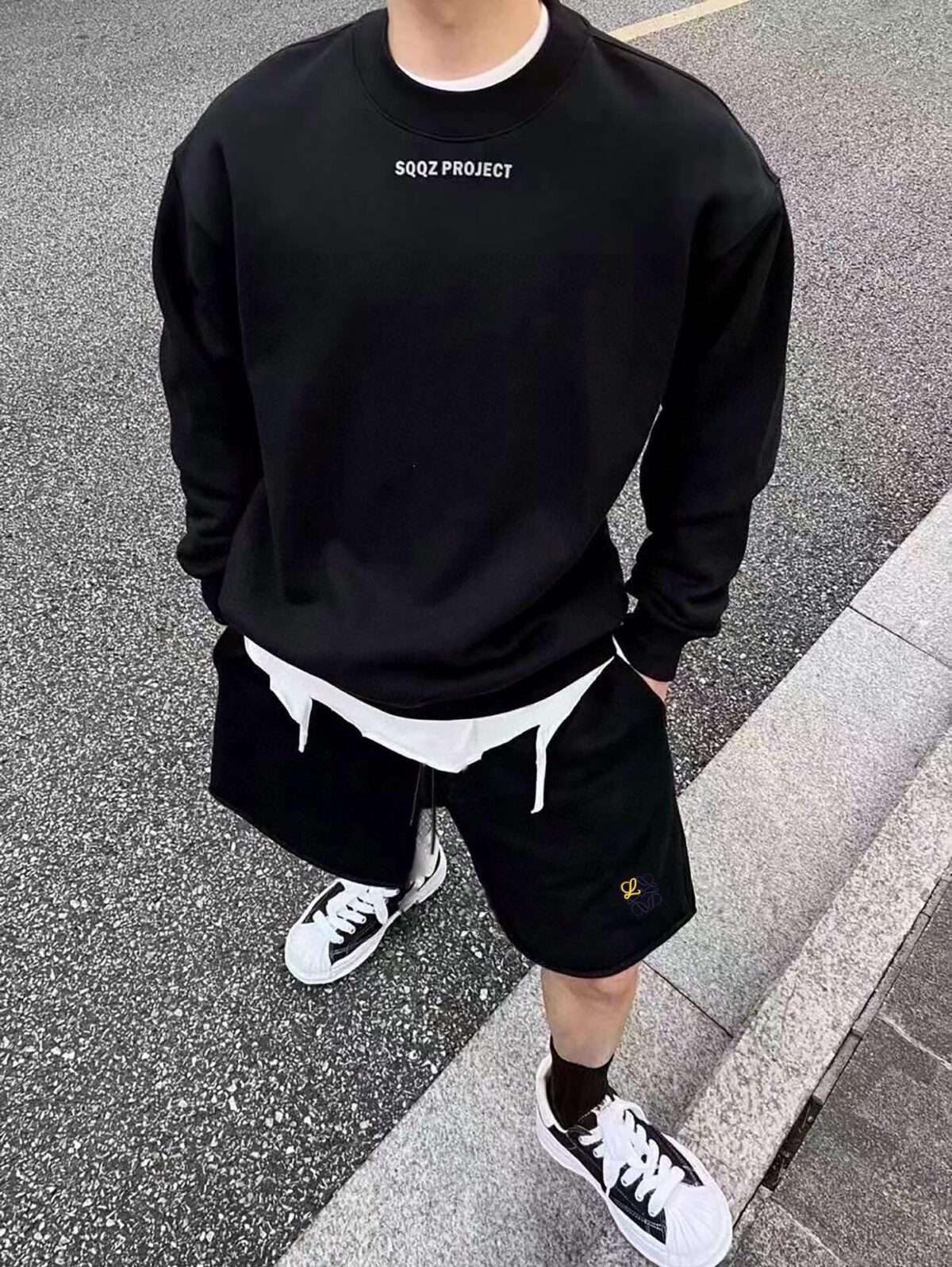 Joint Color Embroidery Logo Short