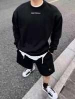 Joint Color Embroidery Logo Short