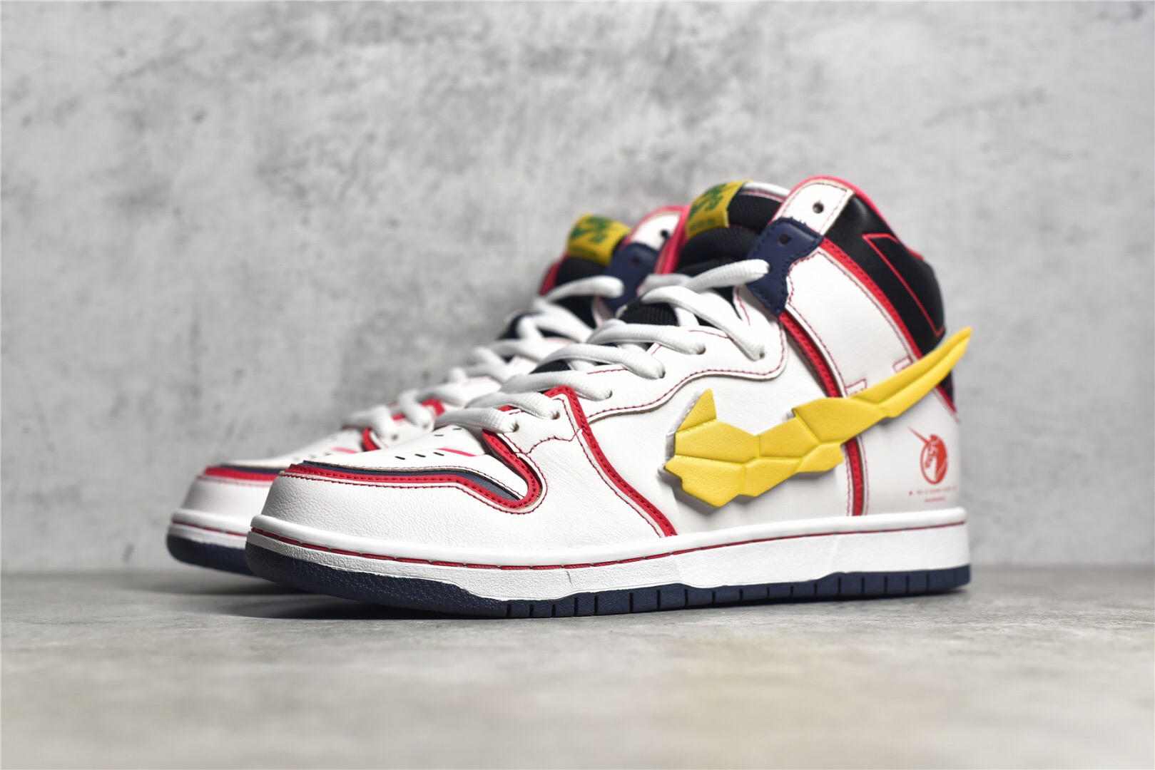Dunk SB High RX-0 Unicorn Gundam DH7717-100