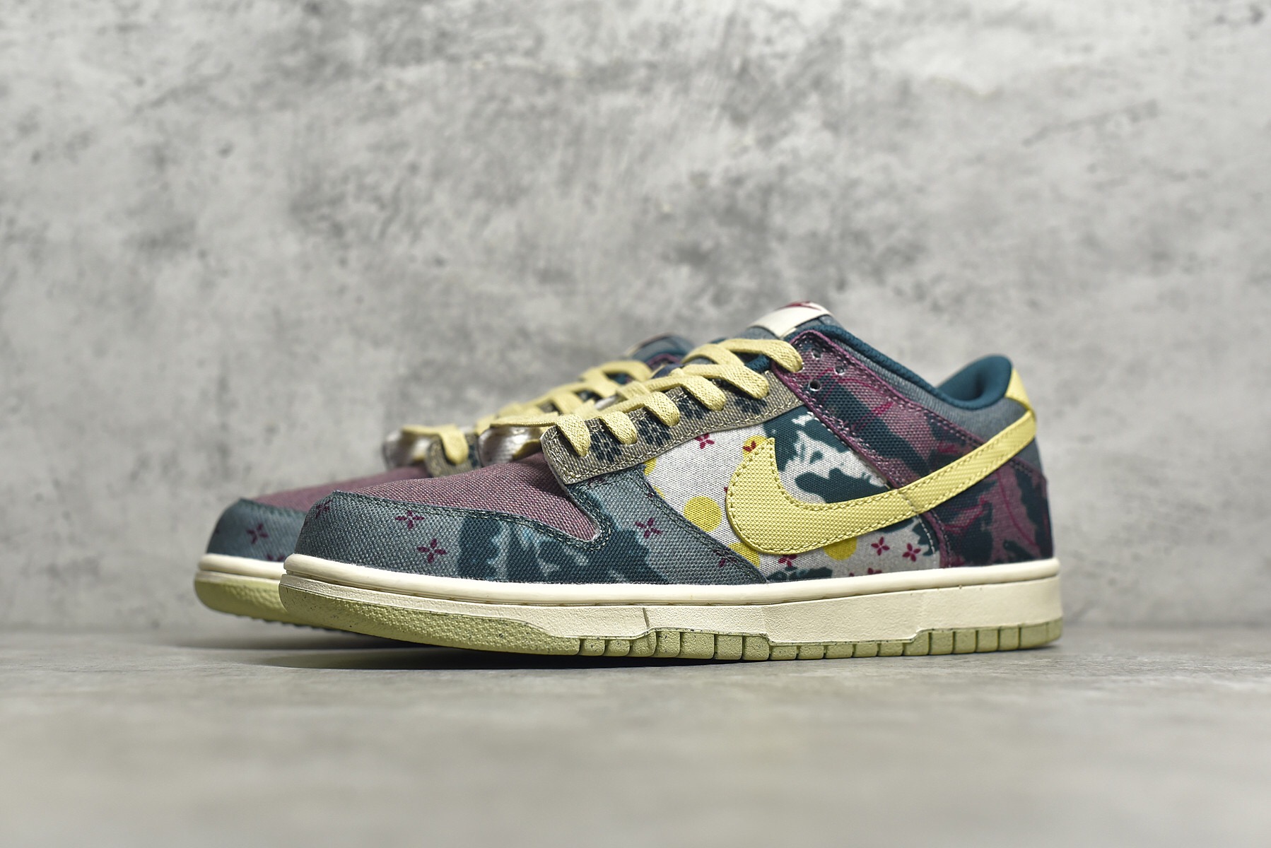 Dunk Low Community Garden CZ9747-900