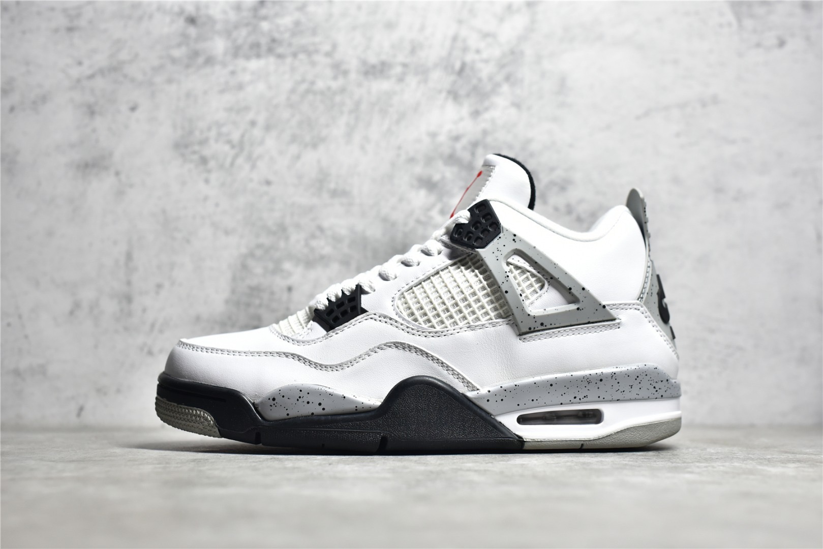Jordan 4 Retro White Cement