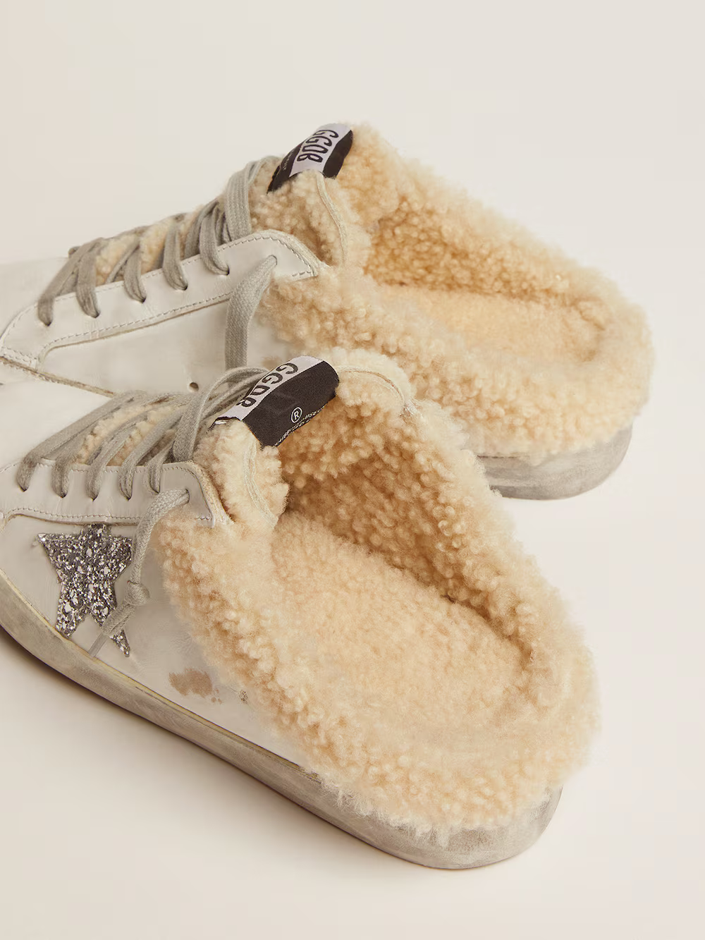 Super-Star Sabot in white leather and shearling lining
