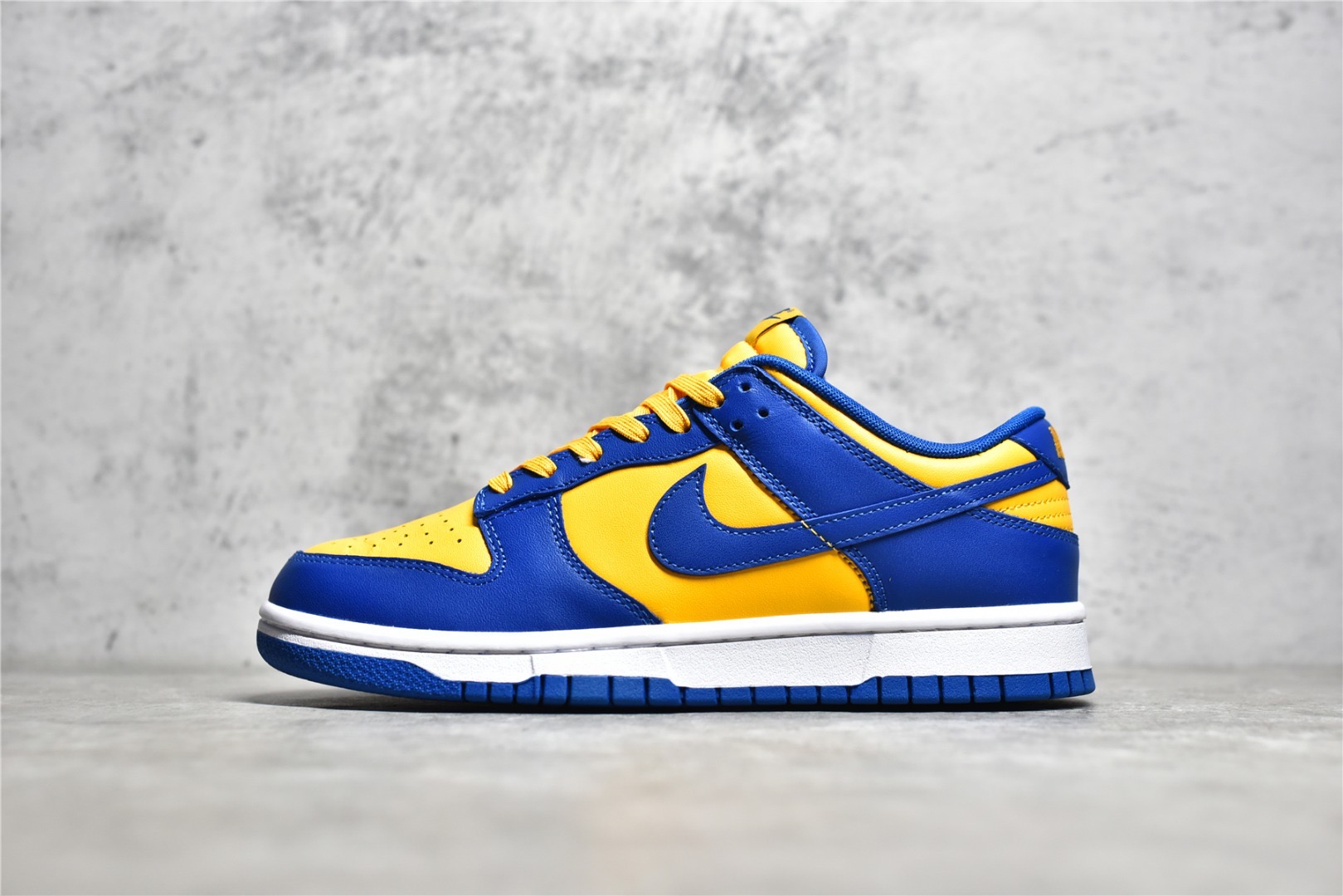 NK Dunk Low UCLA DD1391-402