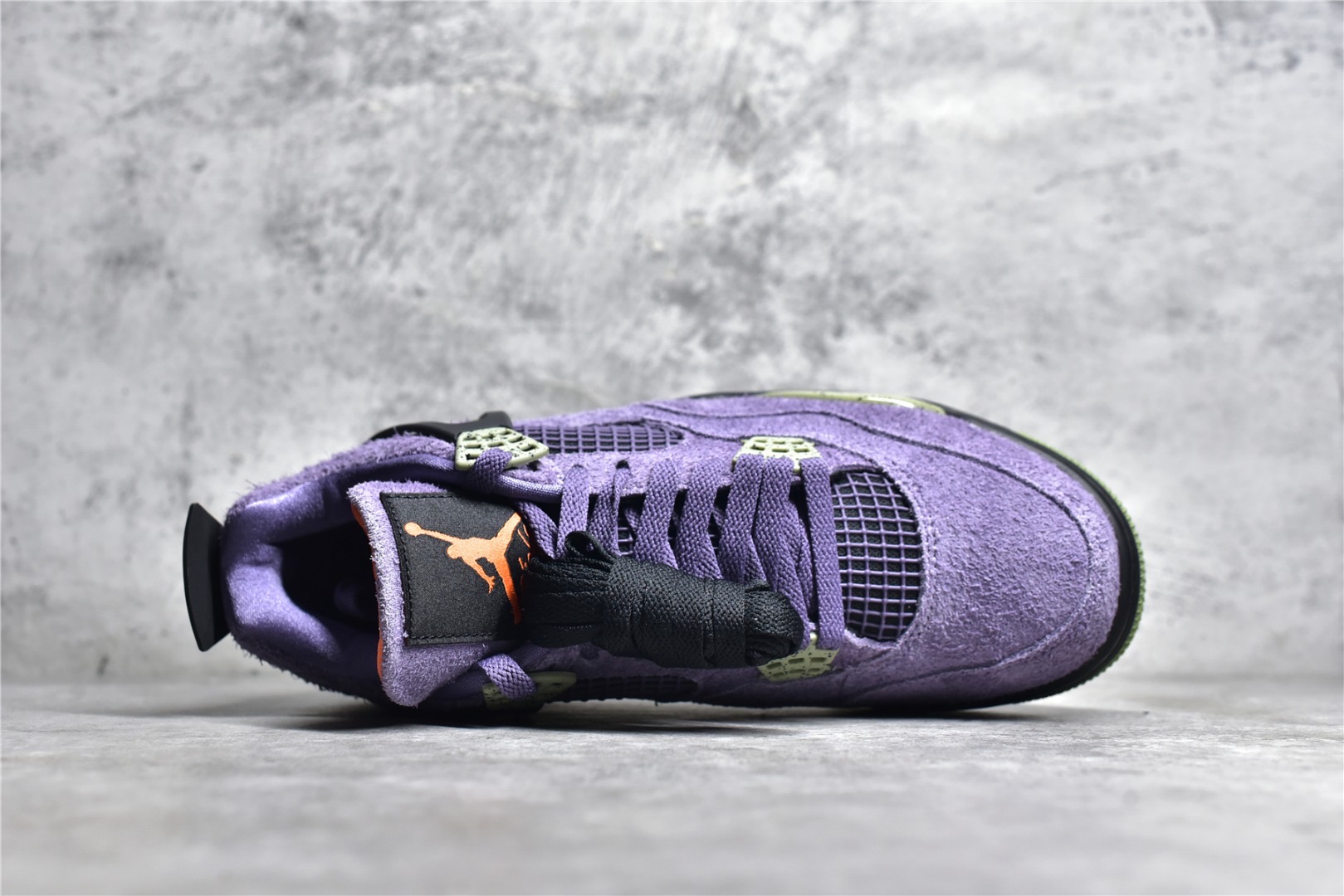 Air Jordan 4 Retro Canyon Purple