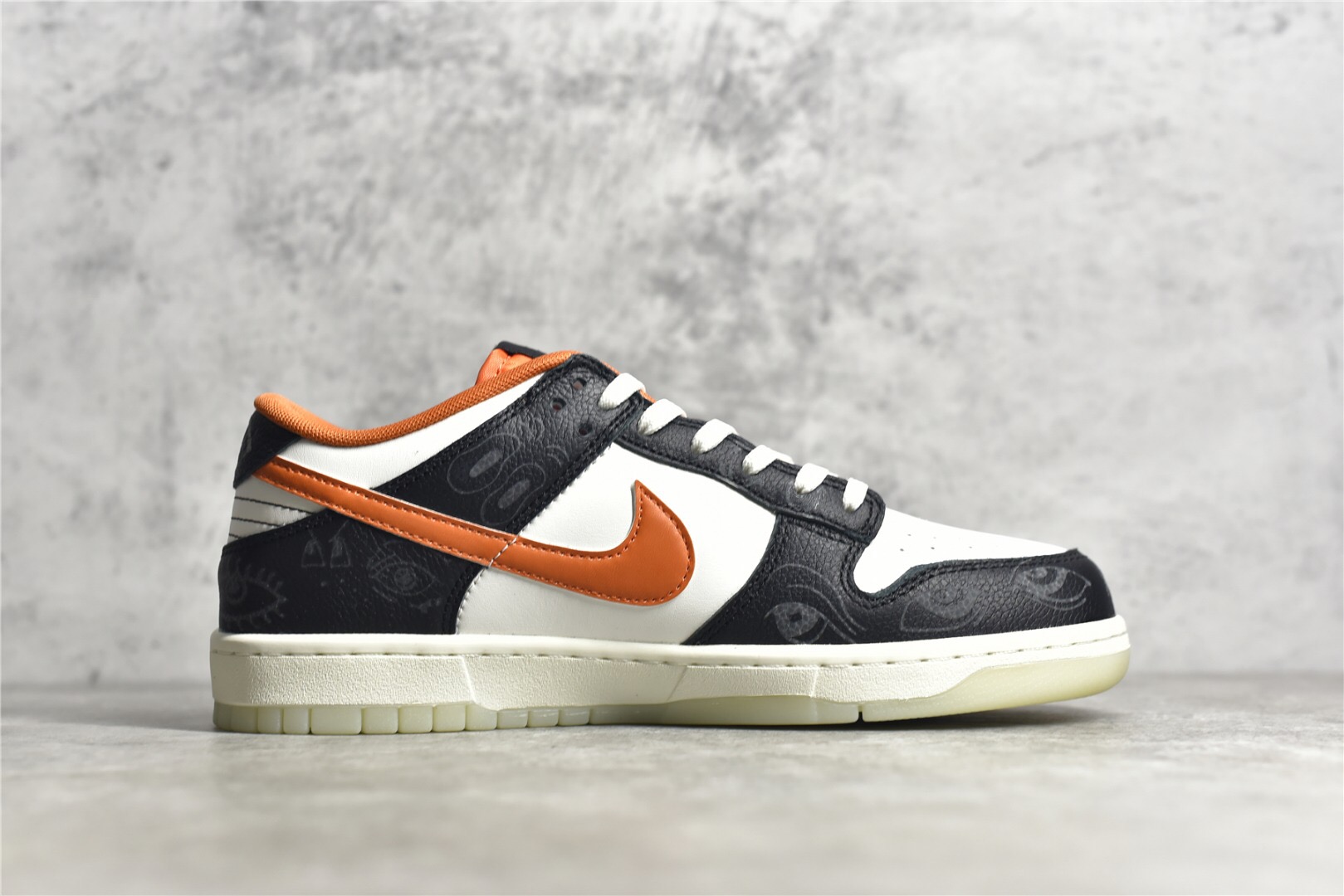 Dunk Low PRM Halloween DD3357-100