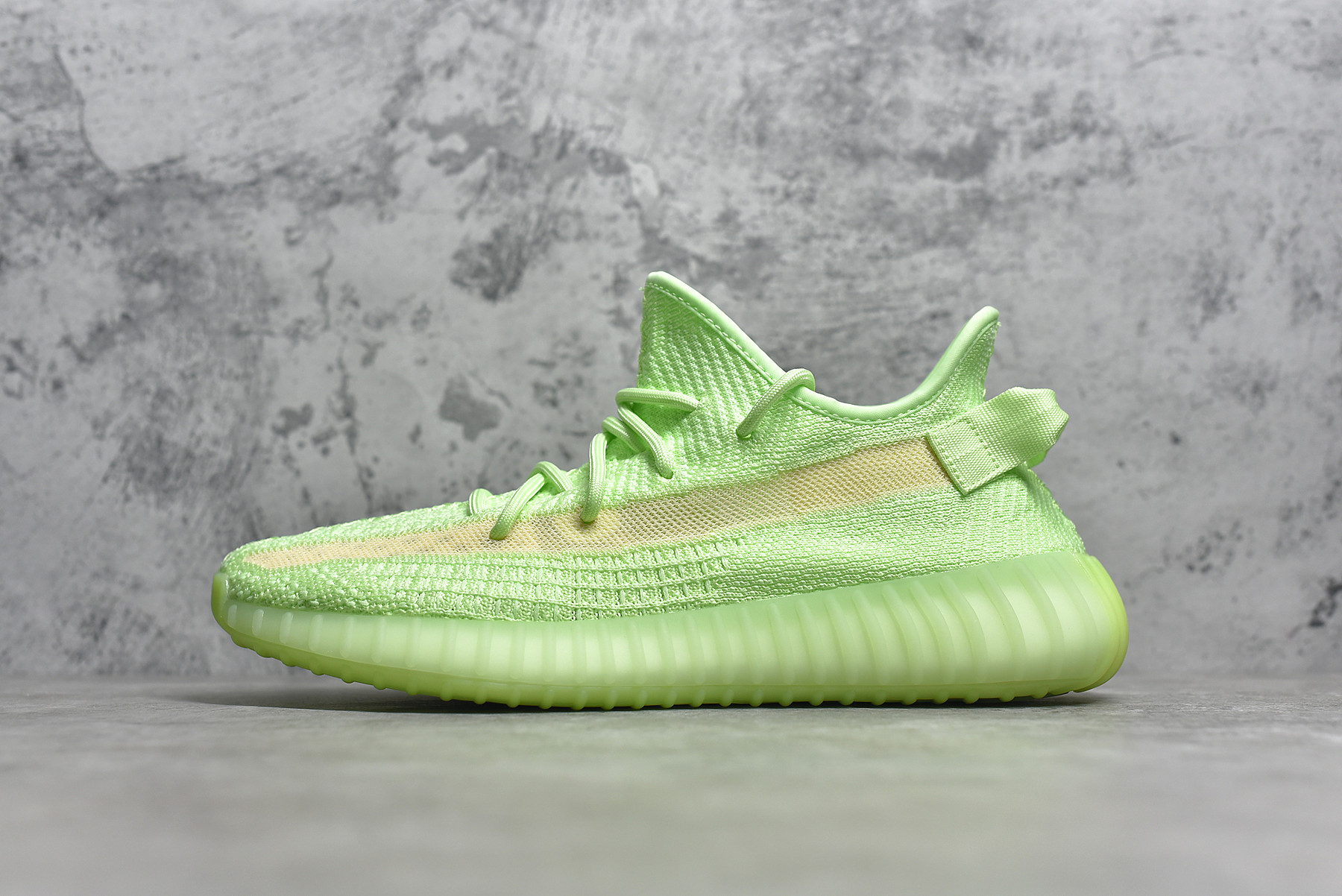 Yeezy Boost 350 V2 Glow