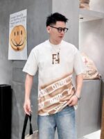 24ss Hand Drawing Gradual Change Color Double F Logo T-Shirt