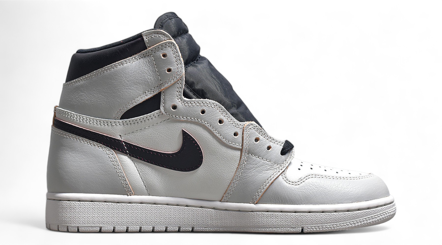 Air Jordan 1 High OG Defiant SB NYC to Paris