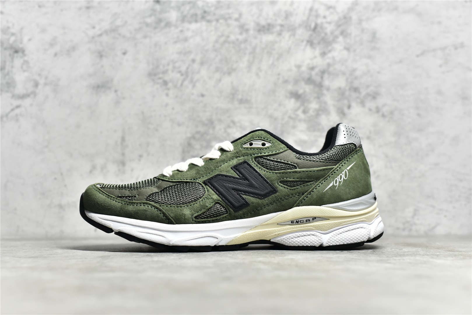NB JJJJound x NB 990V3