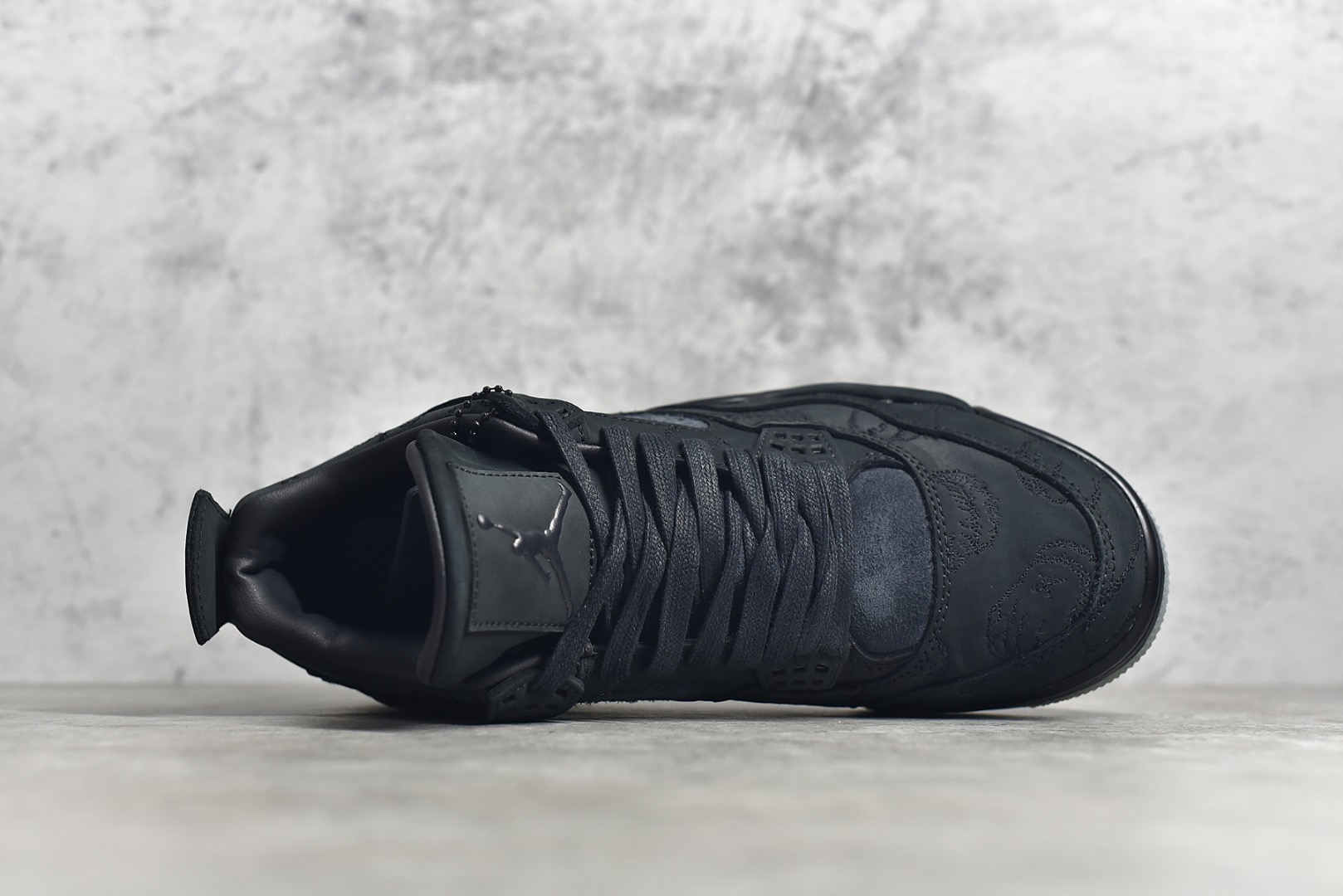 Air Jordan 4 Retro Kaws Black