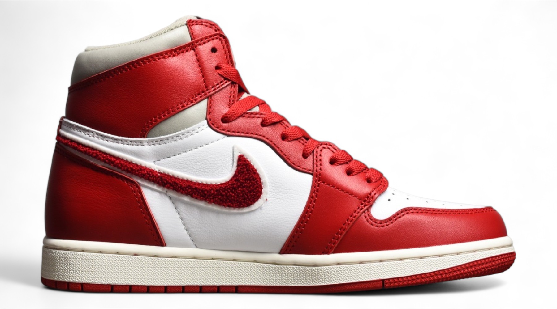 Air Jorden 1 High Newstalgia Chenille