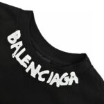 24ss Neckline Graffiti Logo T-Shirt