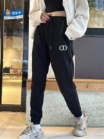 23Fw Classic Series Black and White Embroidery Logo Pants