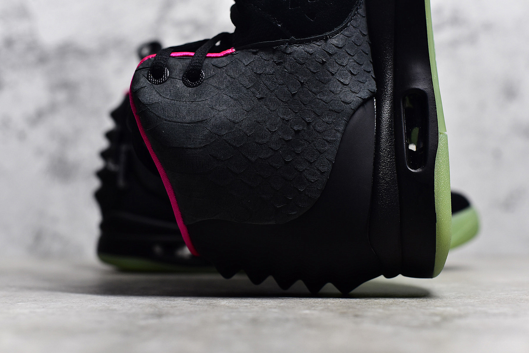 Air Yeezy 2 NRG ‘Solar Red’