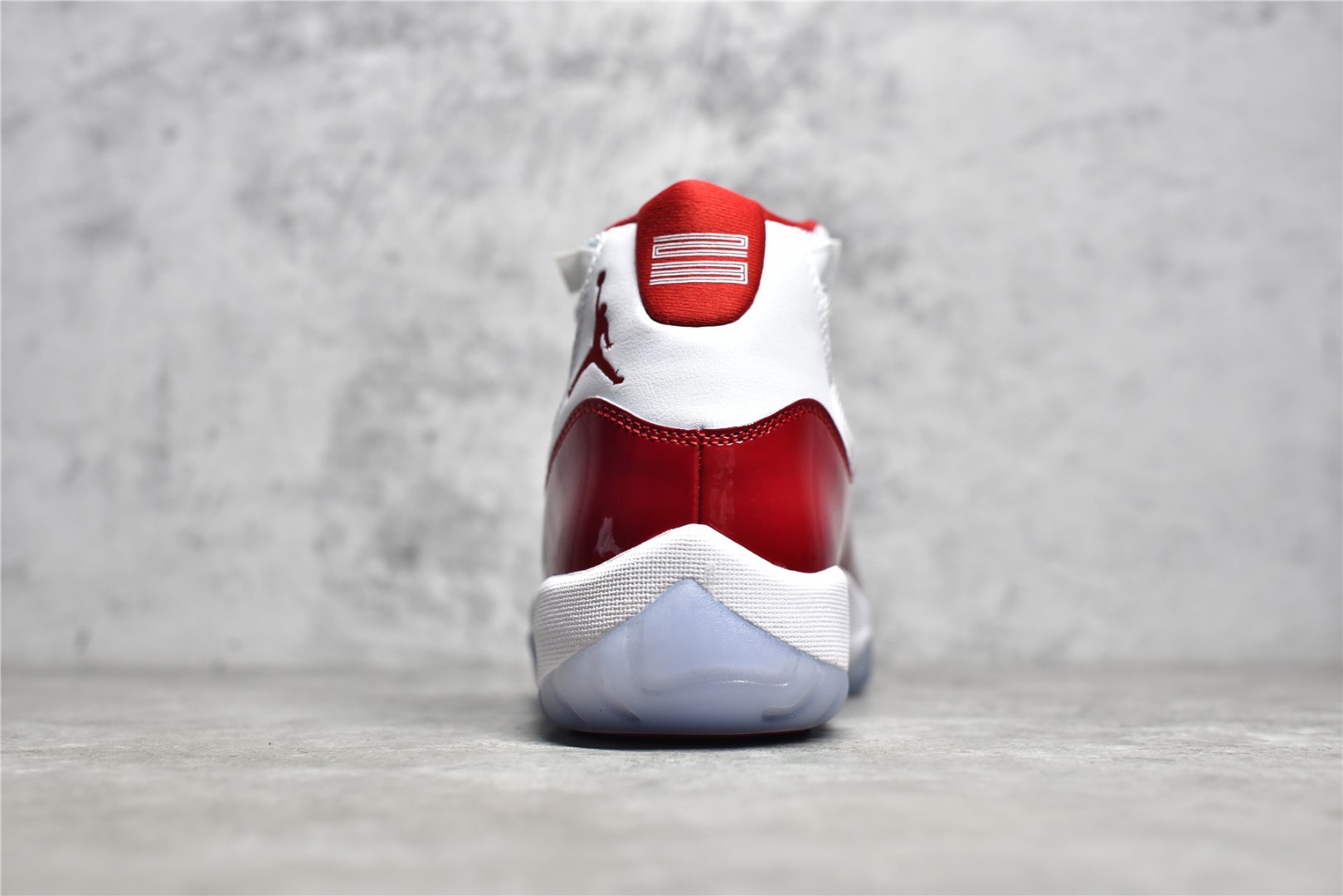 Air Jordan 11 Cherry (2022)