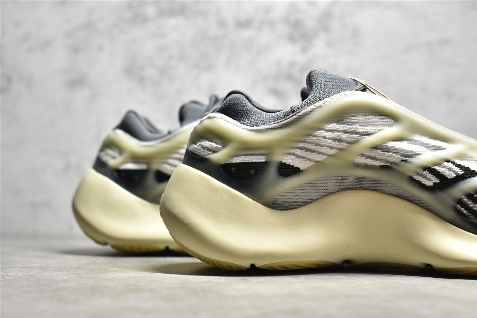 Yeezy 700 V3 Fade Salt