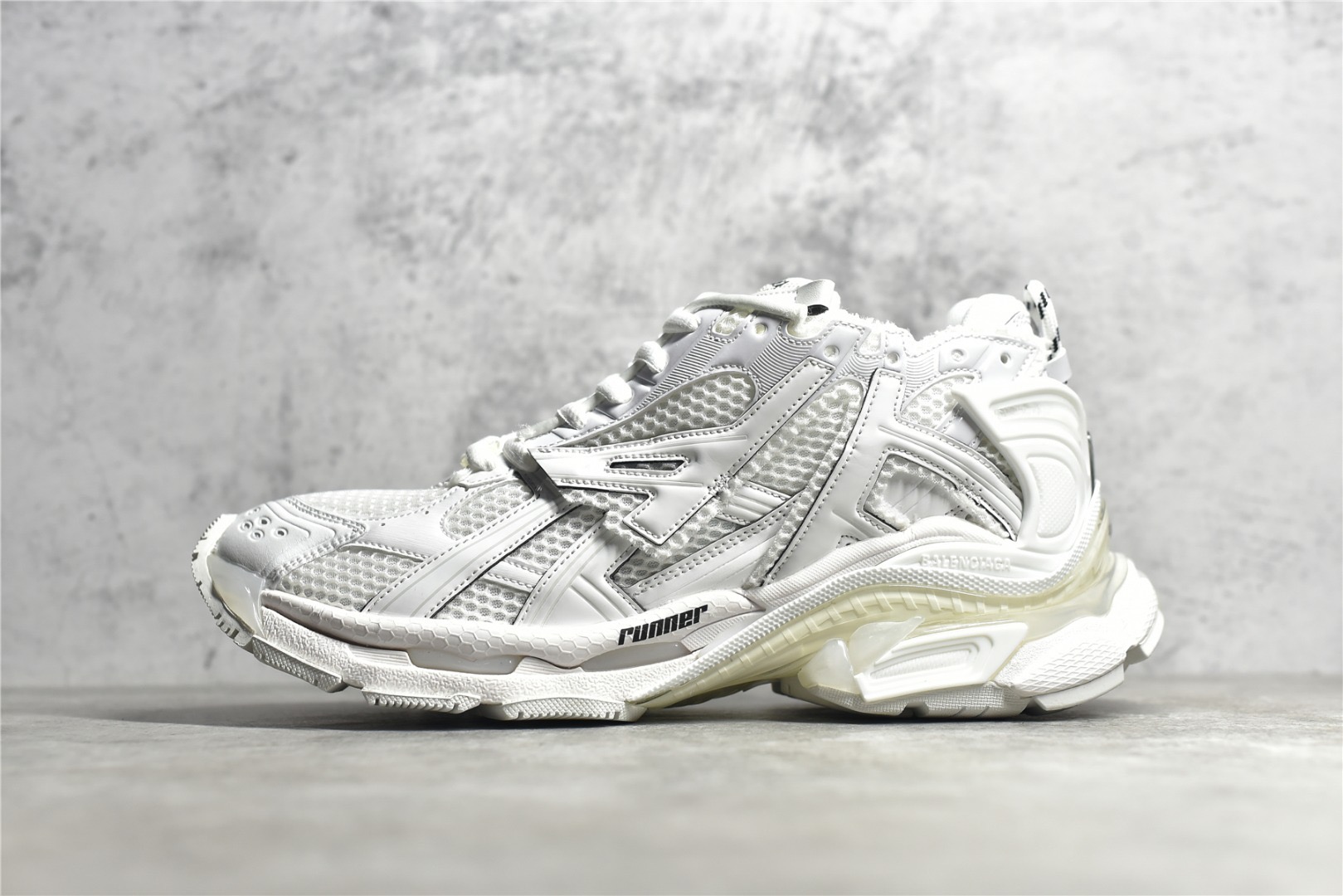 Balenciaga RUNNER SNEAKER