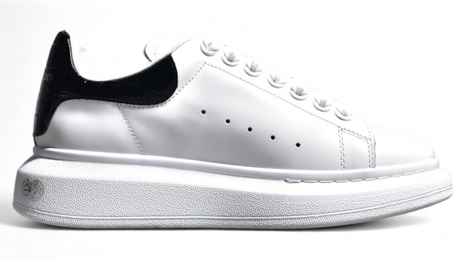 Alexander McQueen Oversized Sneaker Patent Black