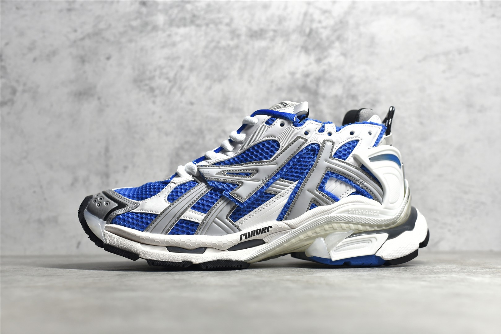Balenciaga RUNNER SNEAKER