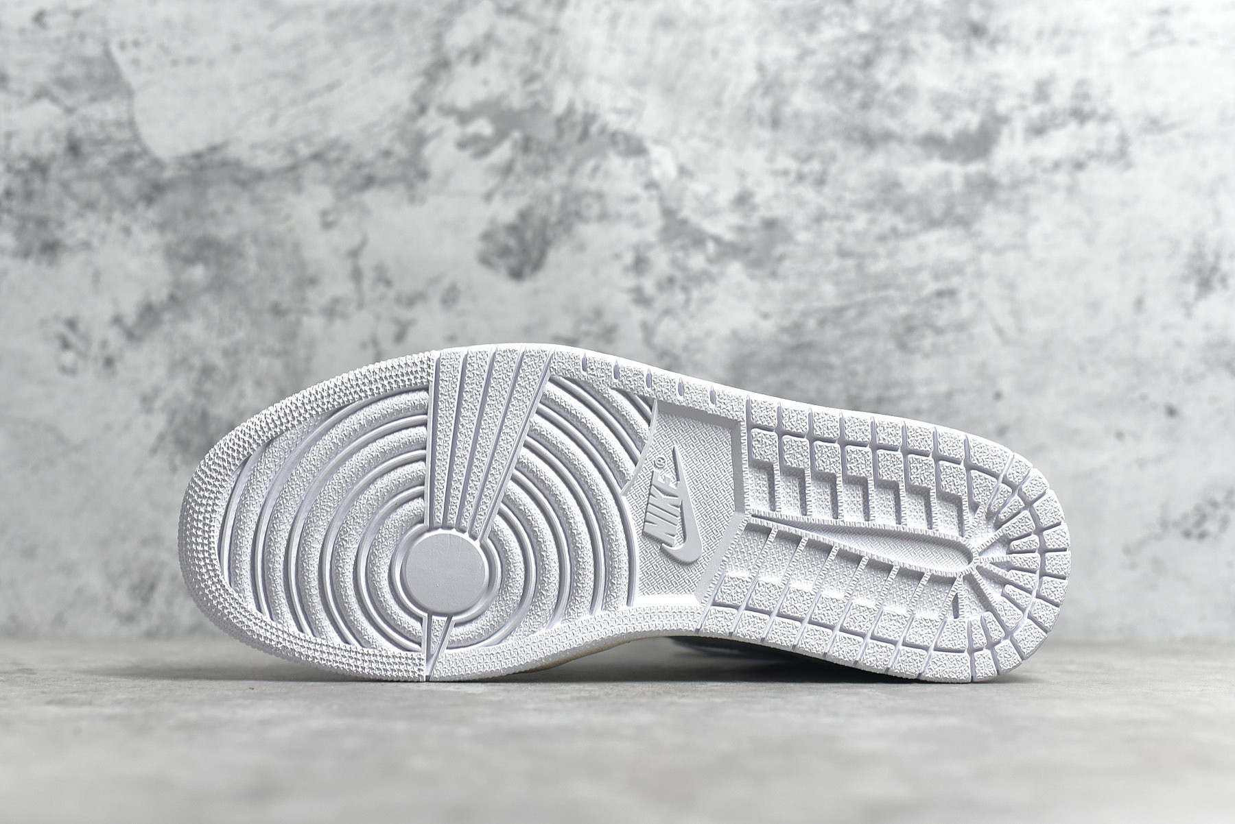 Jordan 1 Retro High Off-White 'White'
