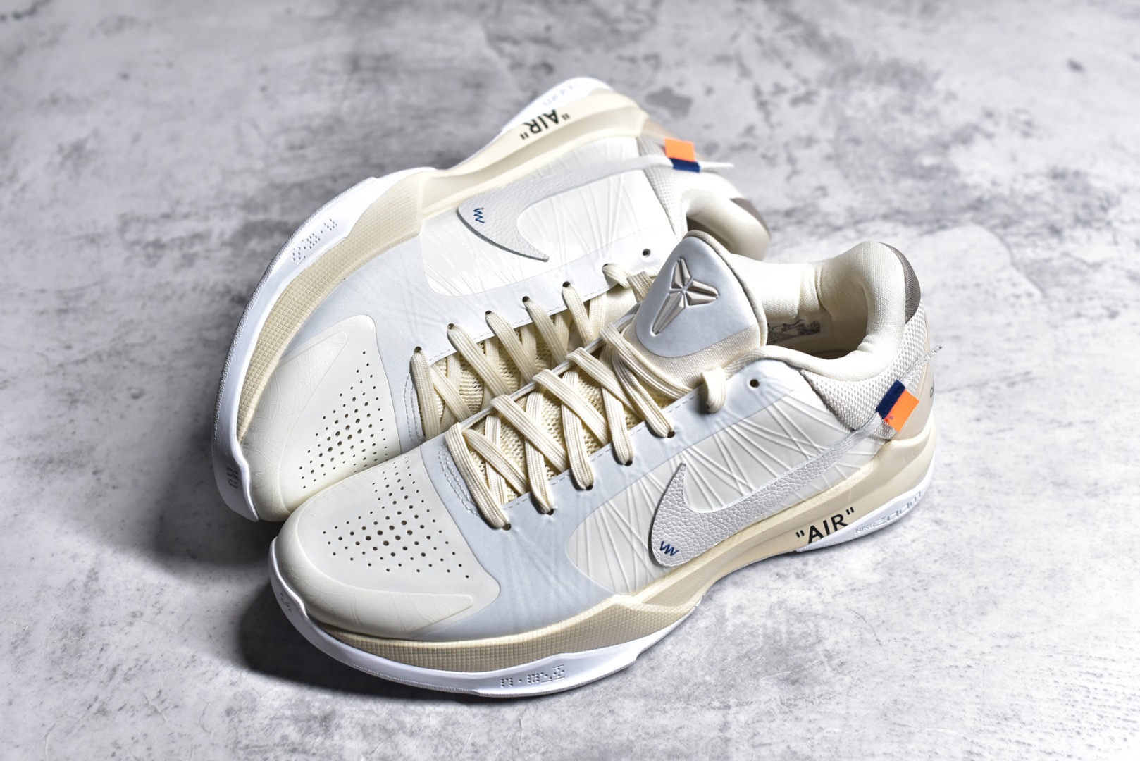 Kobe 5 off-White x Nike Zoom “Sail”
