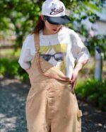 Beautiful Young Girl Logo T-Shirt