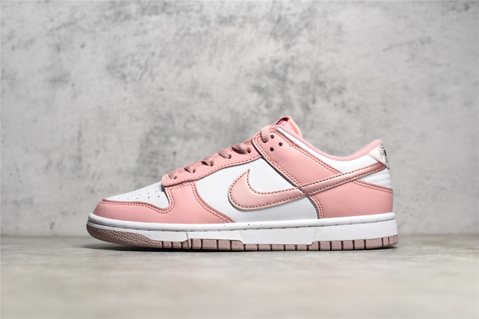 NK Dunk Low Pink Velvet DO6485-600