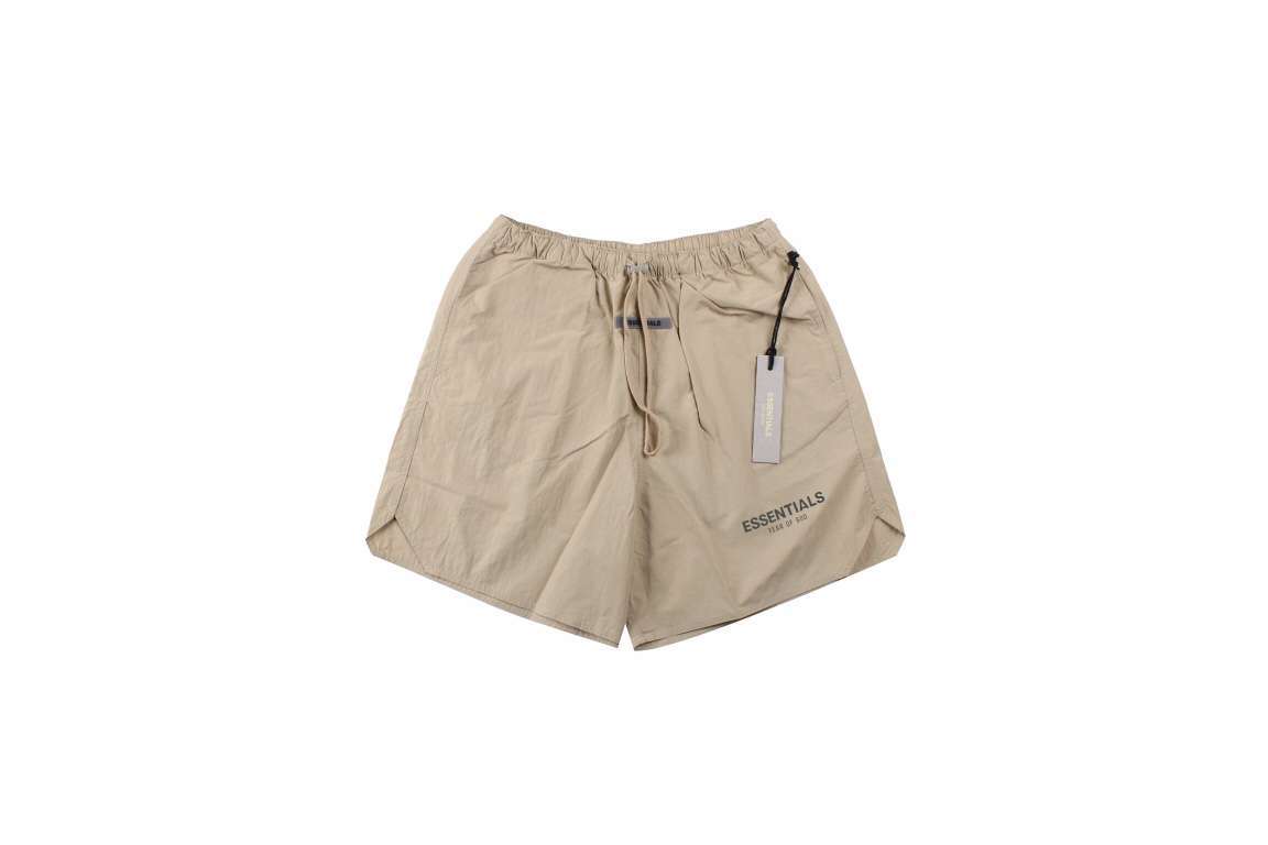 Essentials High Street 3M Reflective Logo Short