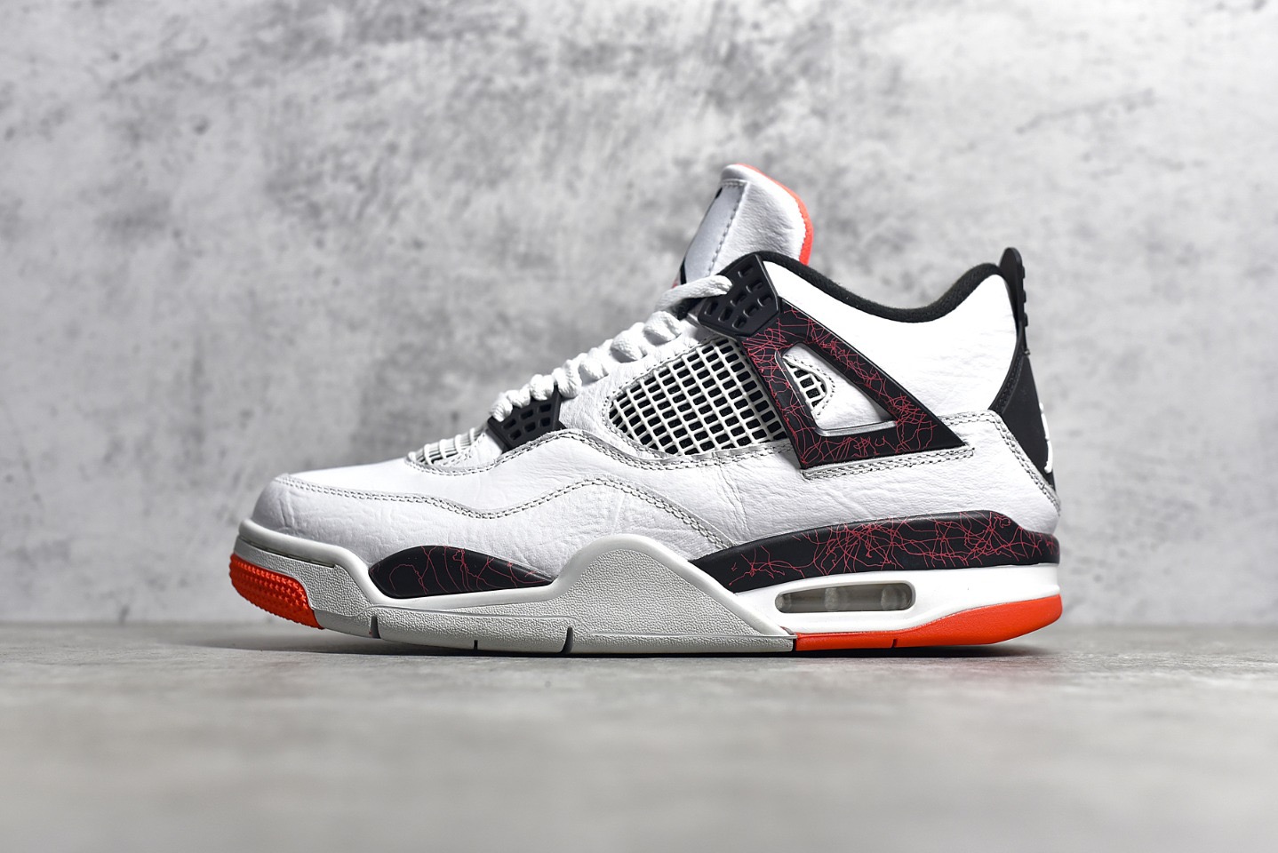 Jordan 4 Retro Flight Nostalgia
