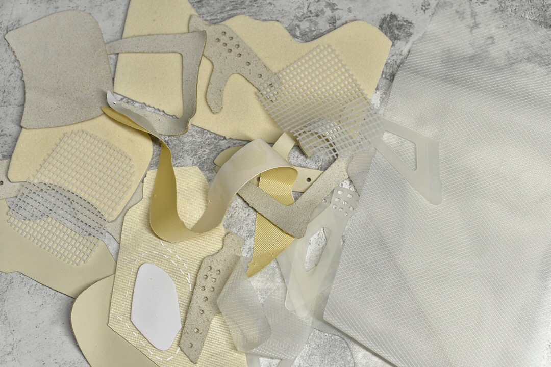 Off-White x Air Jordan 4 'Sail'