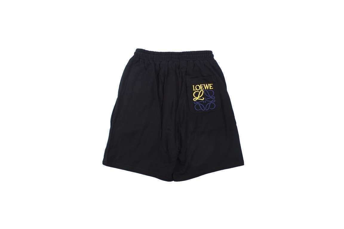Joint Color Embroidery Logo Short