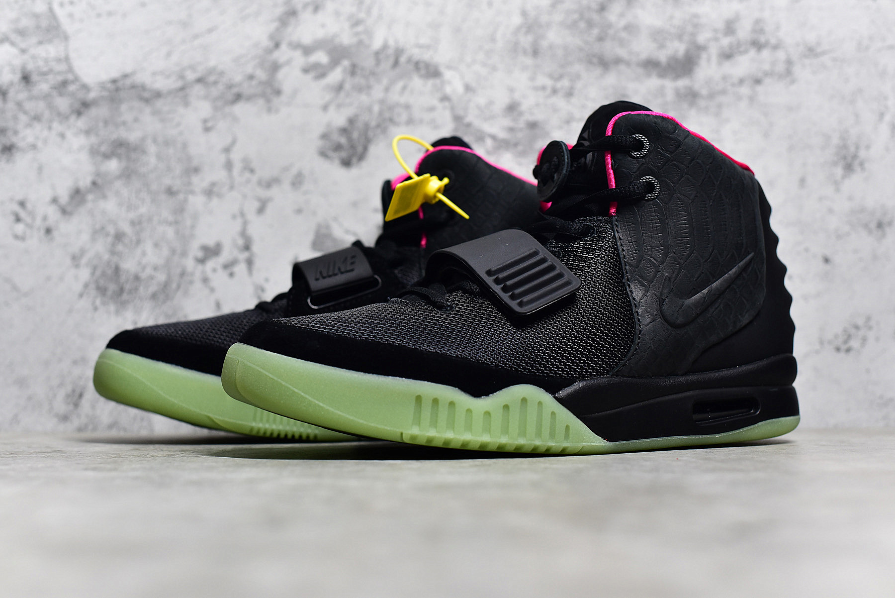 Air Yeezy 2 NRG ‘Solar Red’
