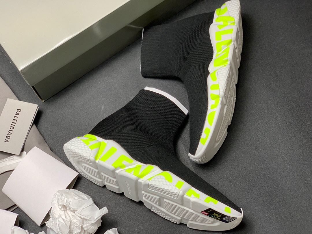 Balenciaga SPEED GRAFFITI SNEAKER