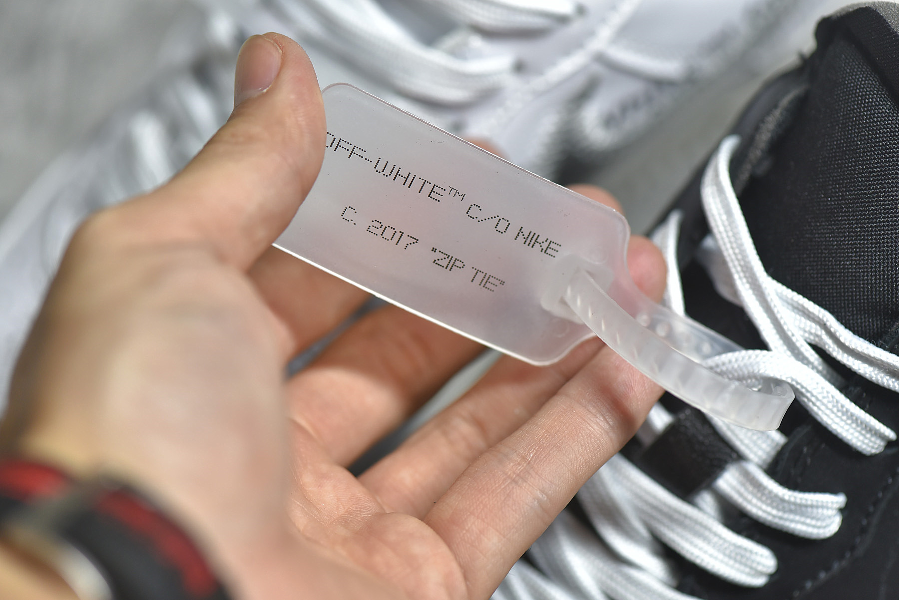Air Force 1 '07 Virgil x MoMA (No Socks) AV5210-001