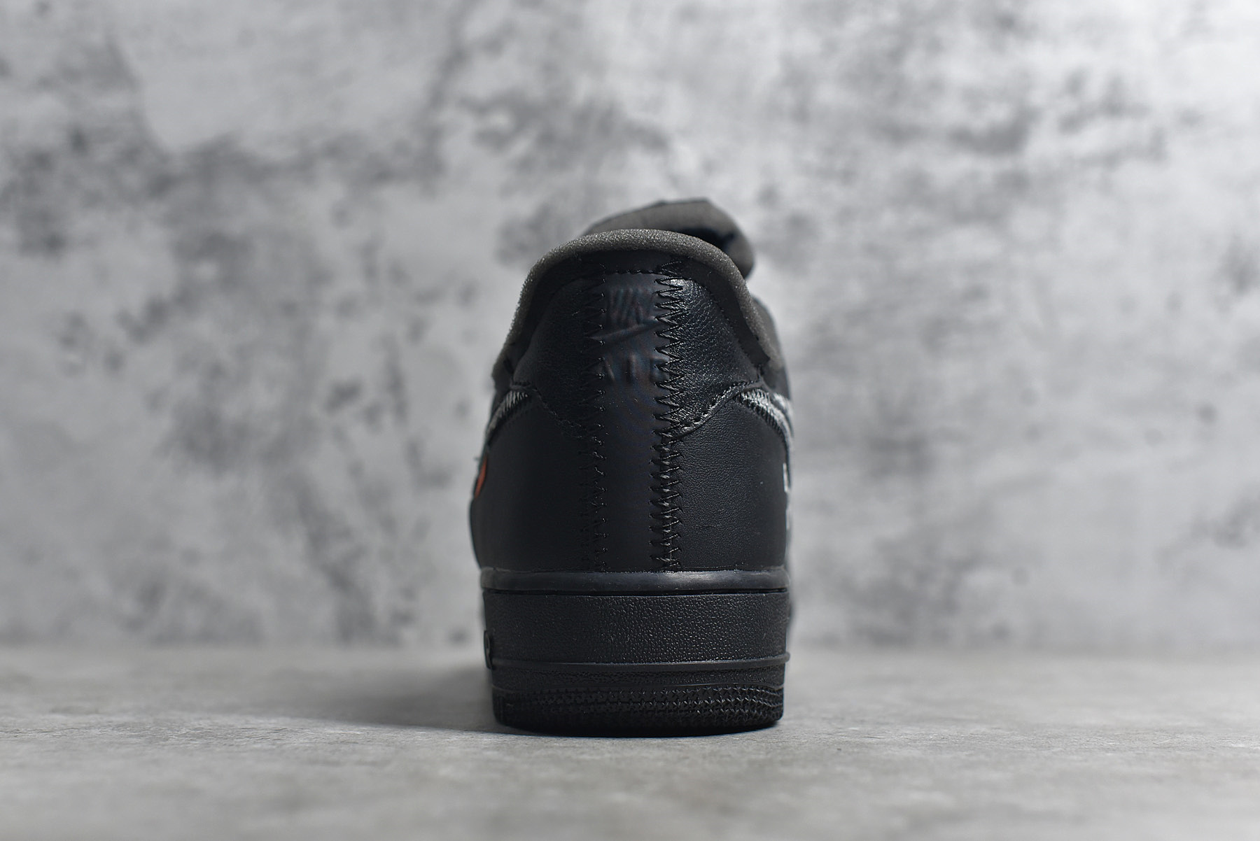Air Force 1 '07 Virgil x MoMA (No Socks) AV5210-001