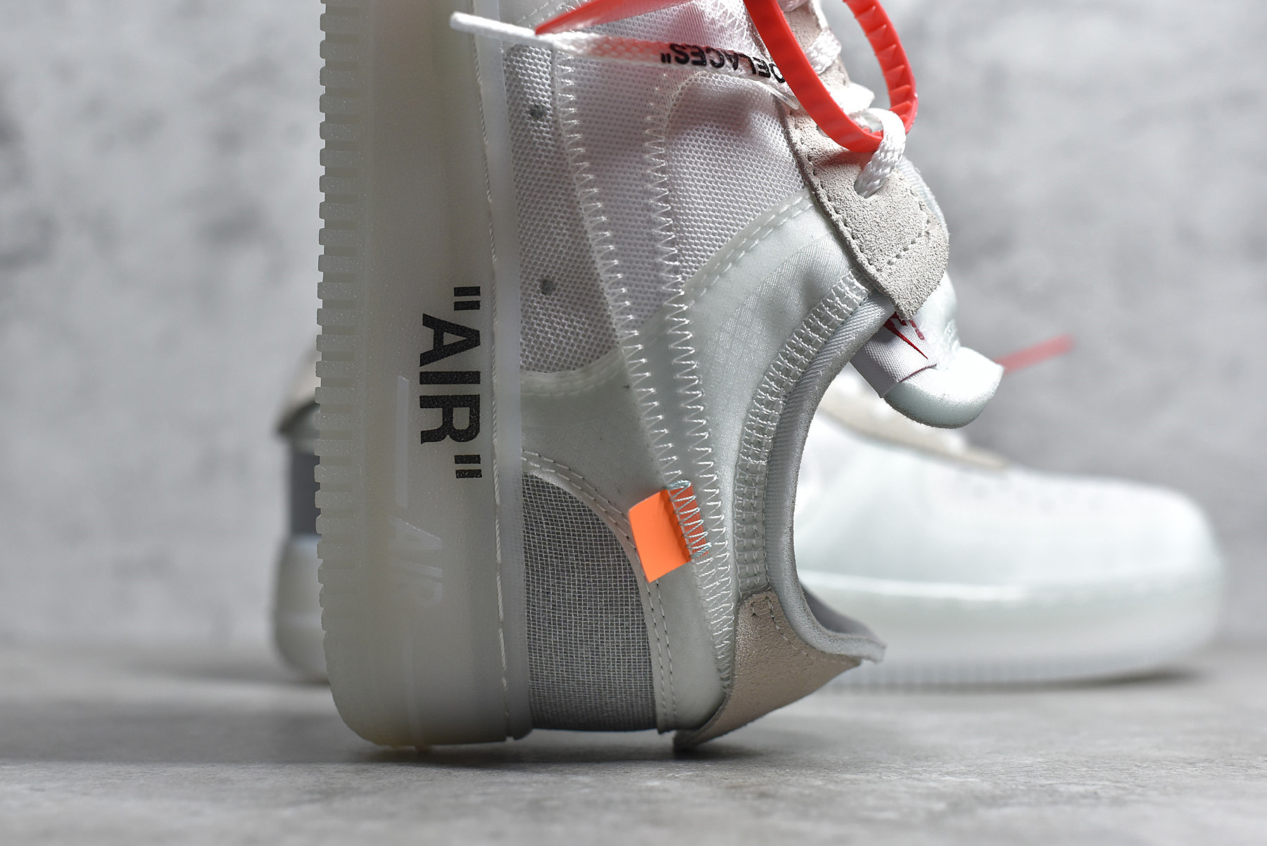 Air Force 1 Low Off-White AO4606-100