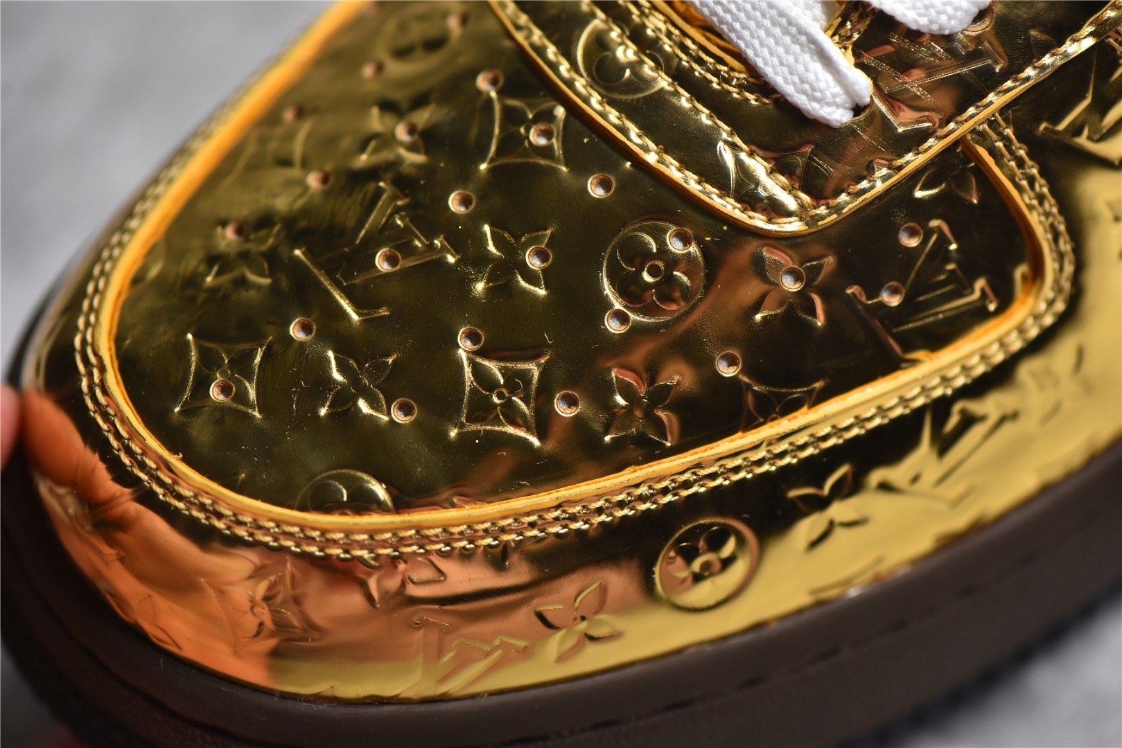 Air Force 1 Metallic Gold