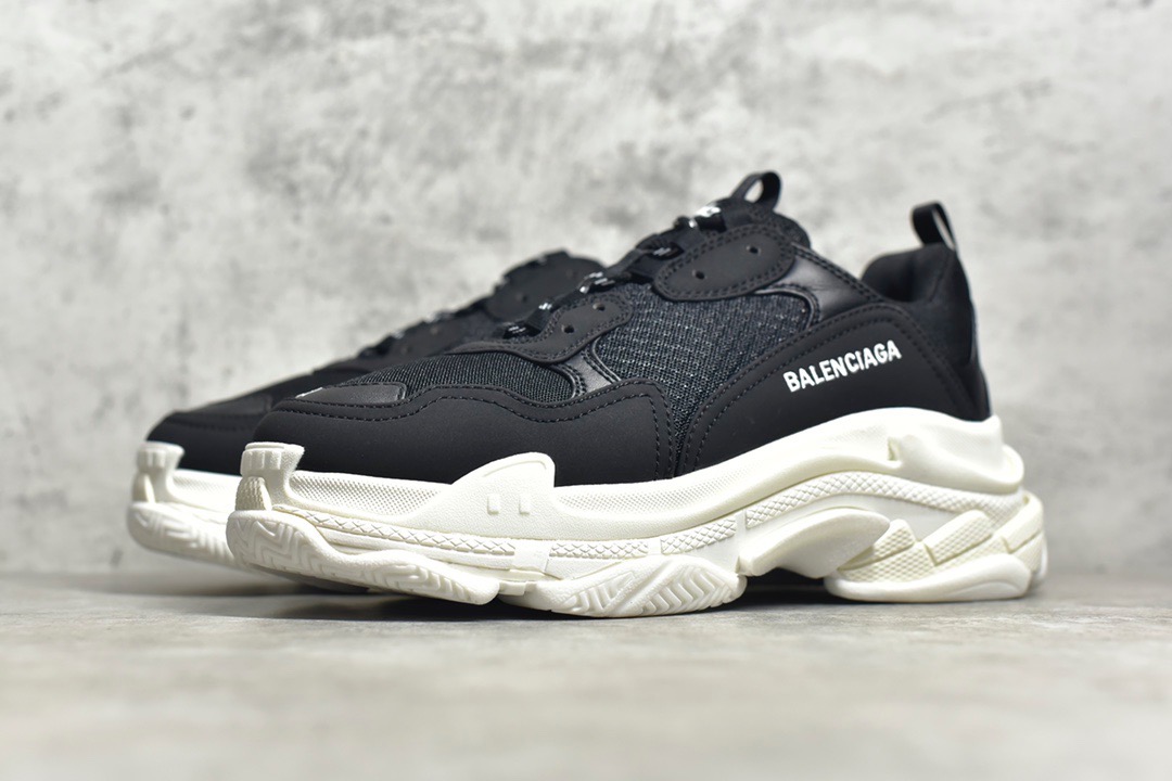 Balenciaga Triple S Black White