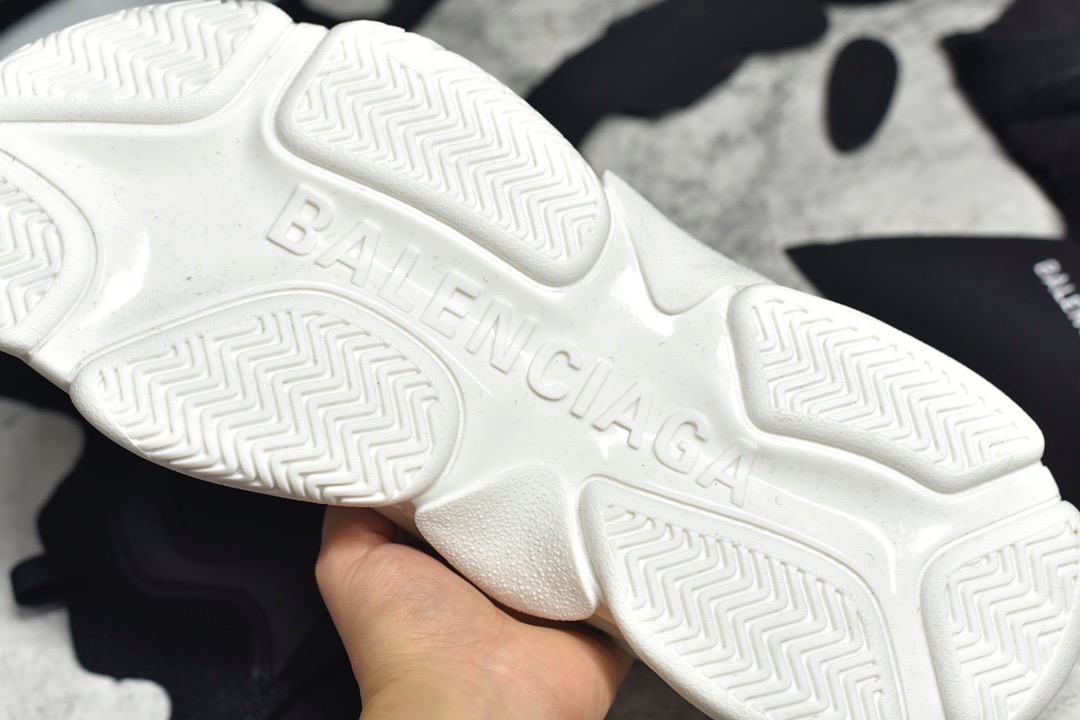 Balenciaga Triple S Black White
