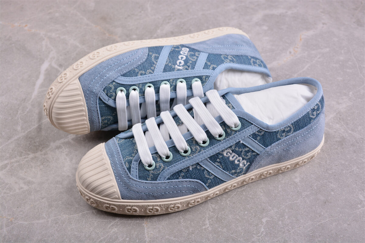 Gucci GG Canvas Blue Suede Sneaker