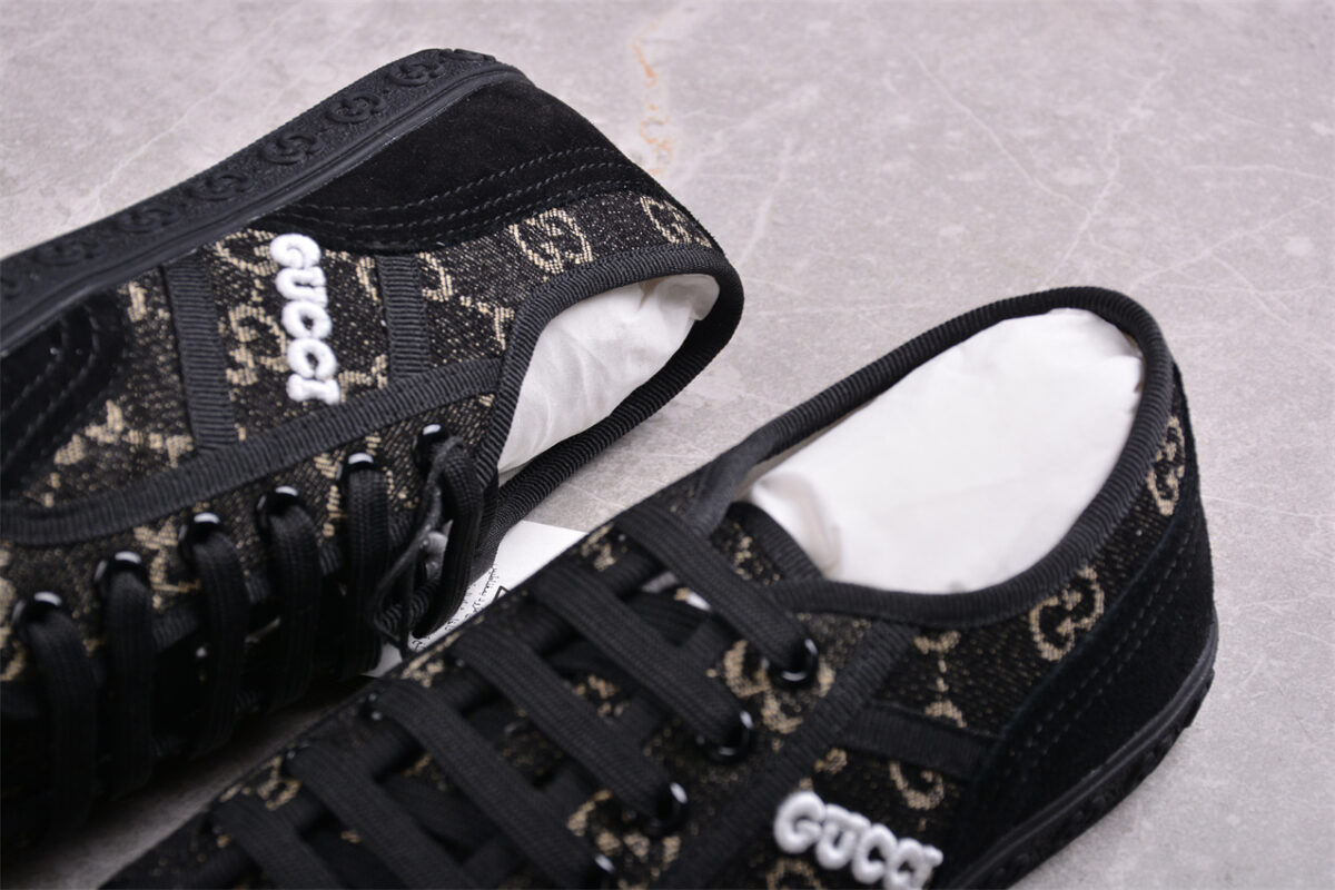 Gucci GG Supreme Canvas Sneaker