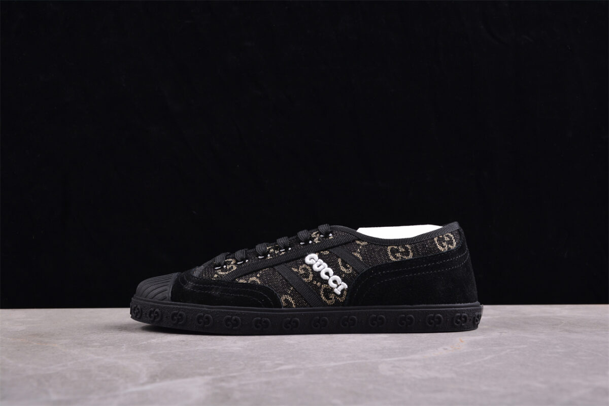 Gucci GG Supreme Canvas Sneaker