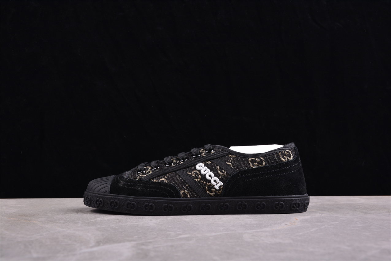 Gucci GG Supreme Canvas Sneaker