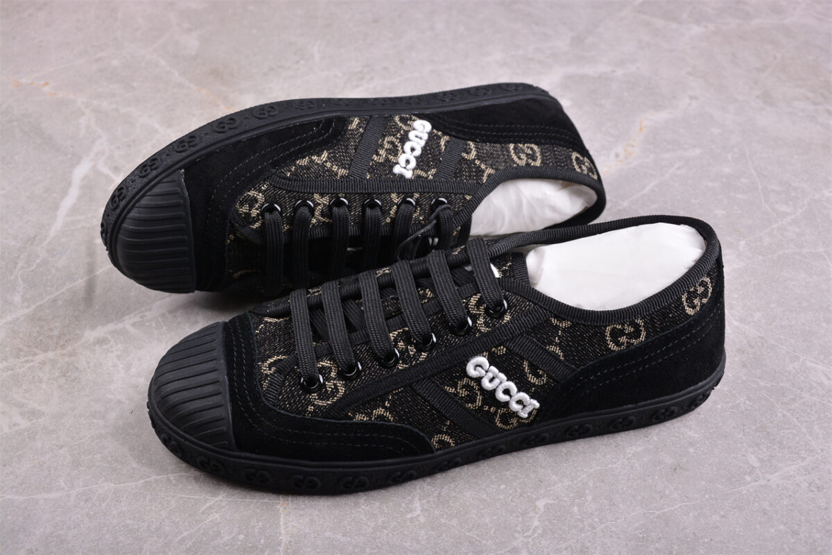 Gucci GG Supreme Canvas Sneaker