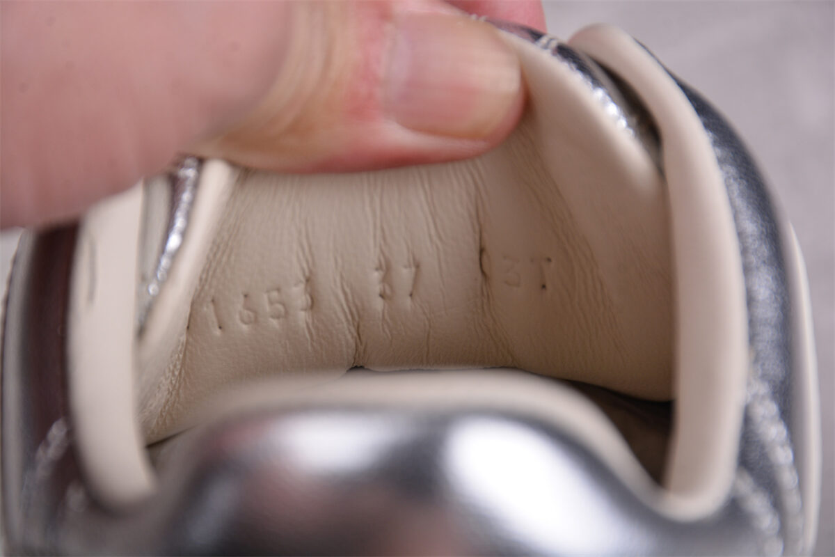 Gucci Ultrapace R Sneaker in Metallic Silver