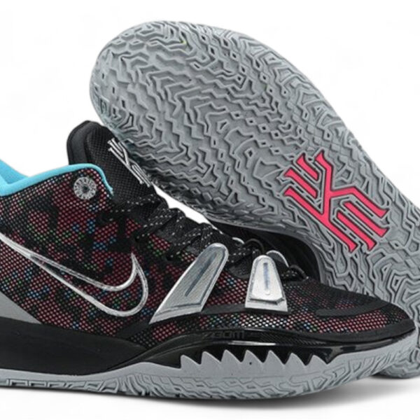 NIKE KYRIE 7 x PIXEL CAMO